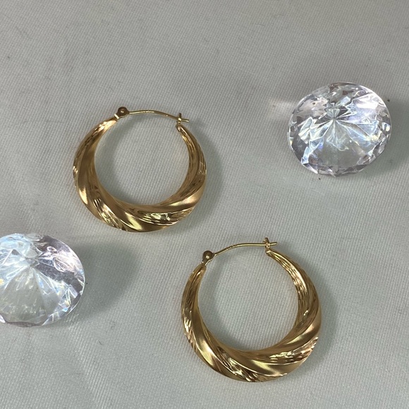 14K YELLOW GOLD classic twisted hoop earrings REAL GOLD 1” - Picture 9 of 10